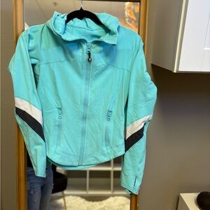 Lululemon Turquoise Hooded Scuba-Size 4